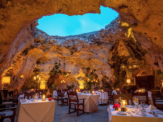 dine-under-an-open-sky